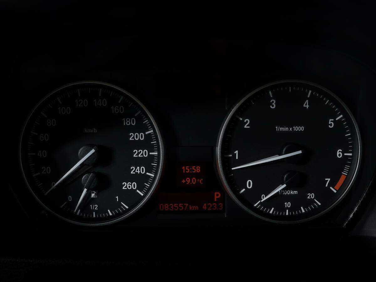 BMW X1 18i, 2012 Фото №9