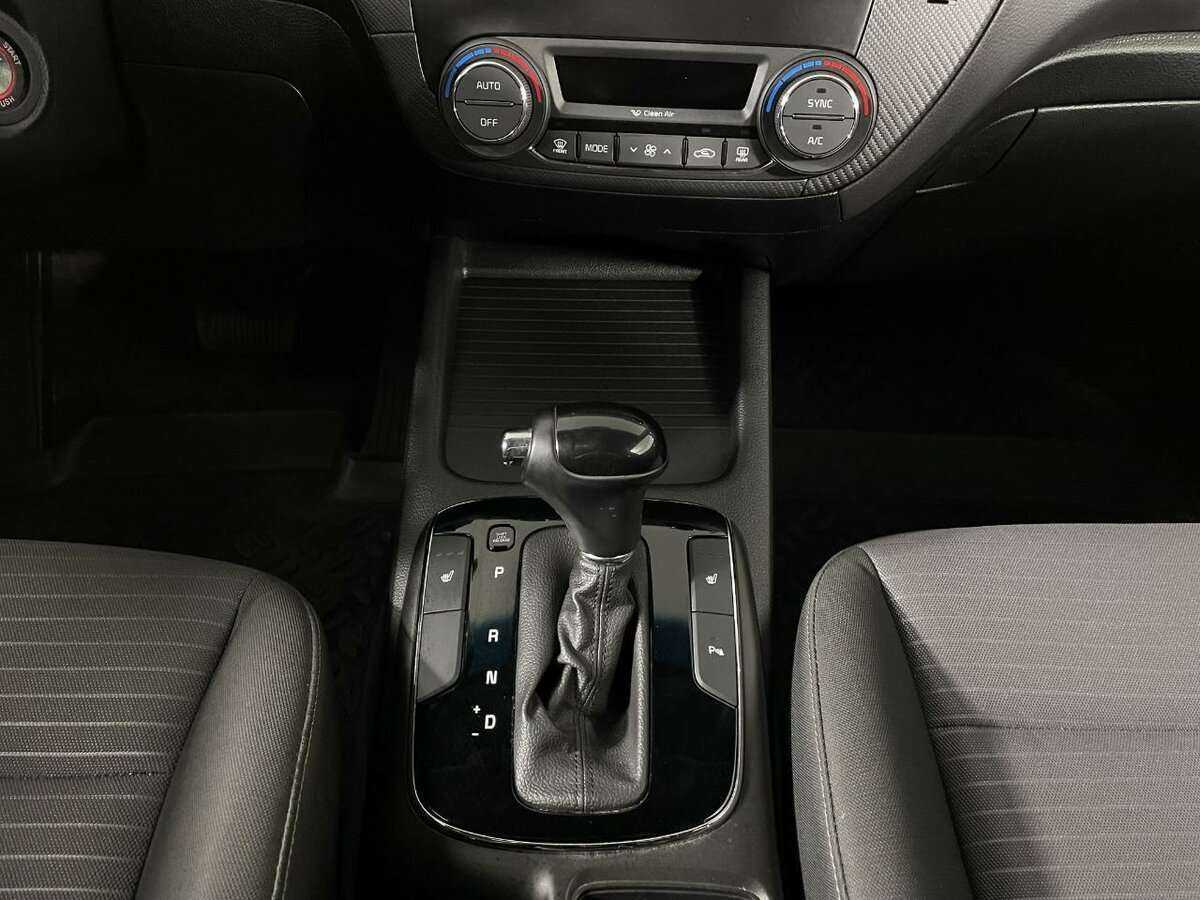 Kia Cerato, 2017 Фото №12