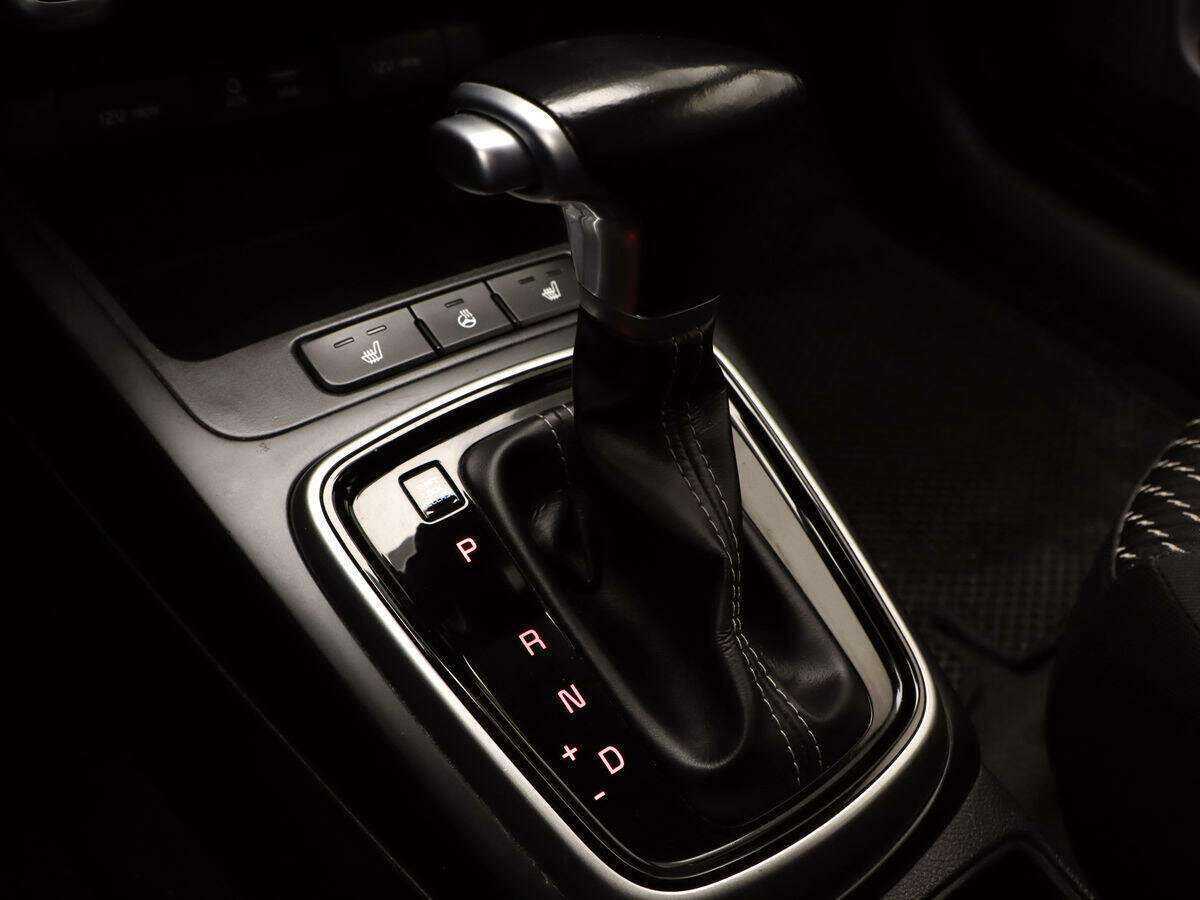 Kia Rio, 2018 Фото №16