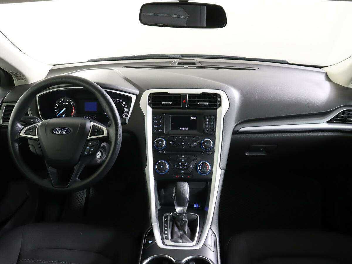 Ford Mondeo, 2017 Фото №11