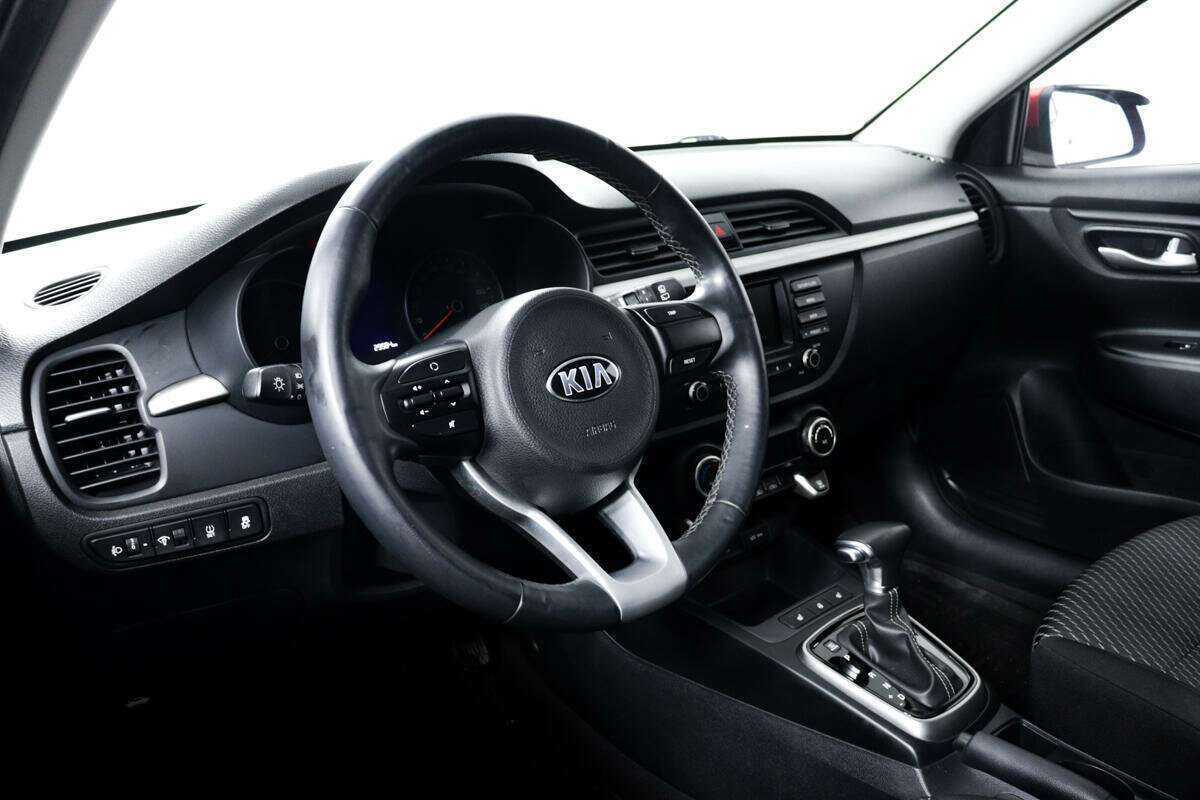 Kia Rio X-Line, 2018 Фото №13