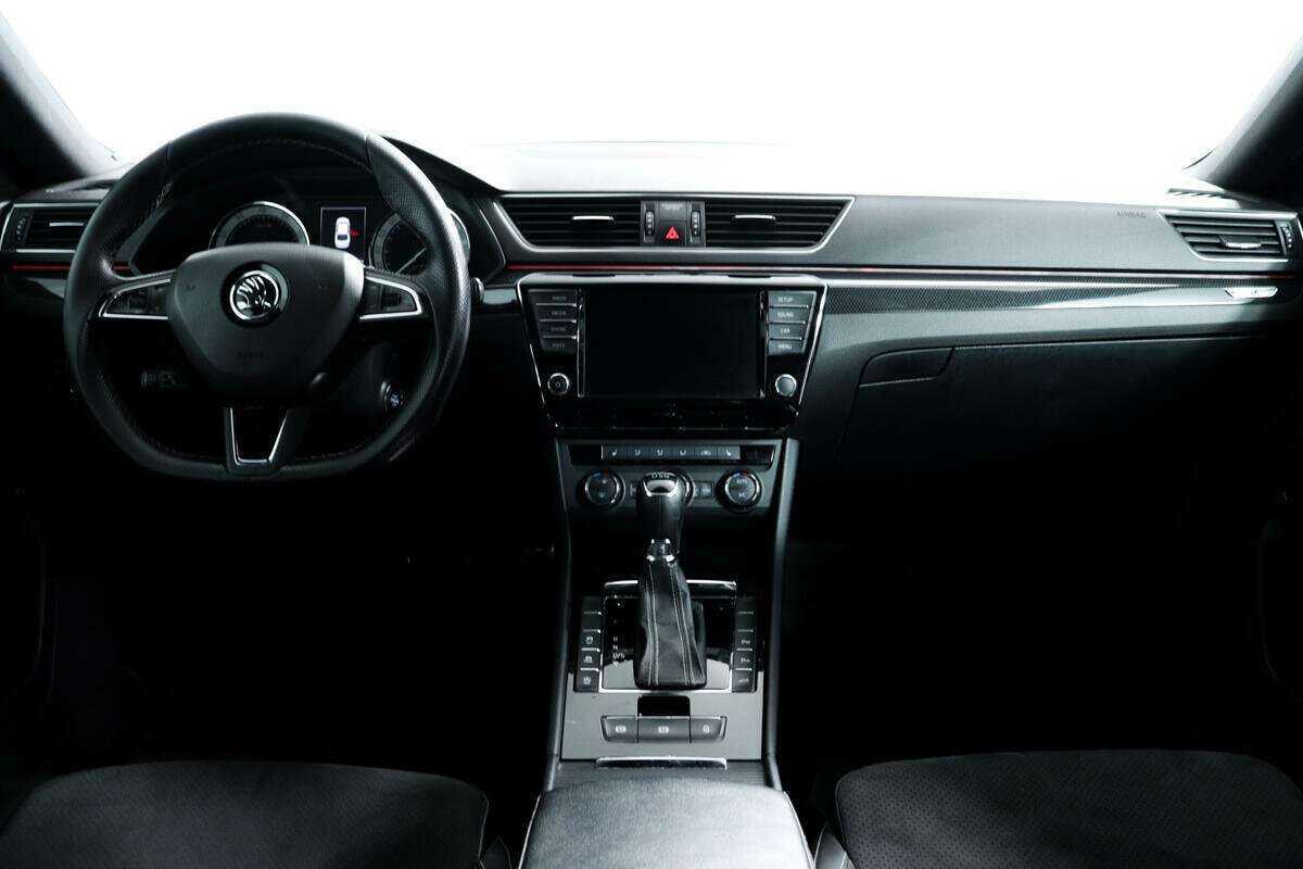 Skoda Superb, 2017 Фото №11