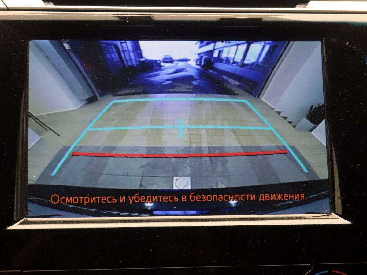 Toyota Camry, 2019 Фото №17