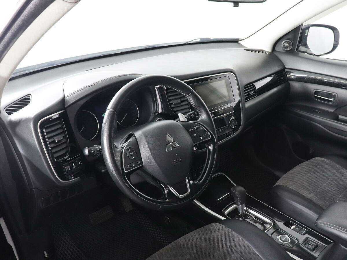 Mitsubishi Outlander, 2020 - 61 898 км. | Фото №8