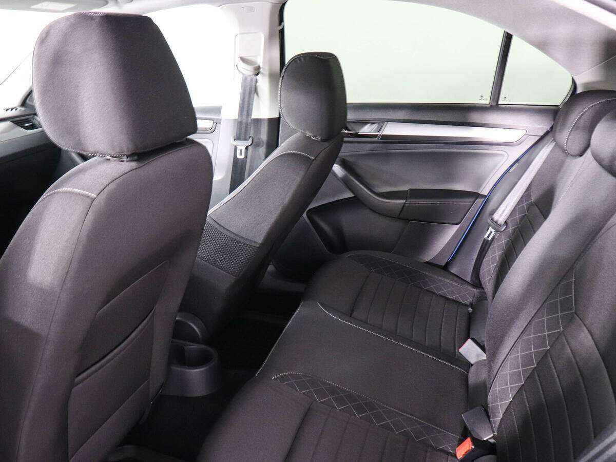 Skoda Rapid, 2018 Фото №12