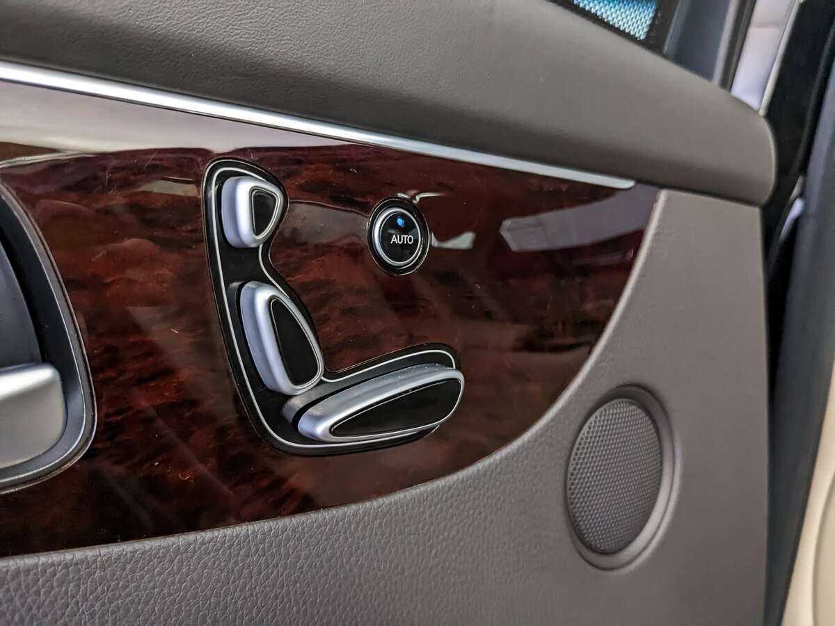 Hyundai Equus, 2012 Фото №21