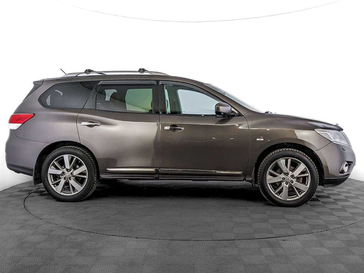 Nissan Pathfinder, 2016 - 139 137 км. | Фото №4