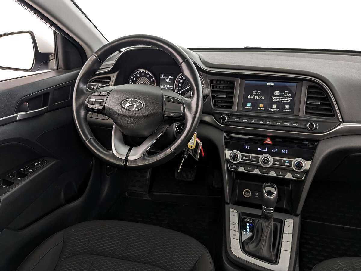 Hyundai Elantra, 2020 Фото №17