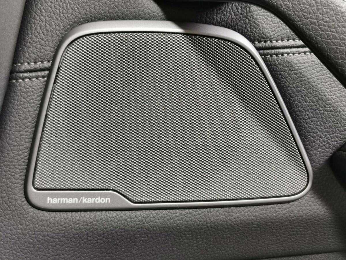 BMW 5 серии 520d xDrive, 2018 Фото №18