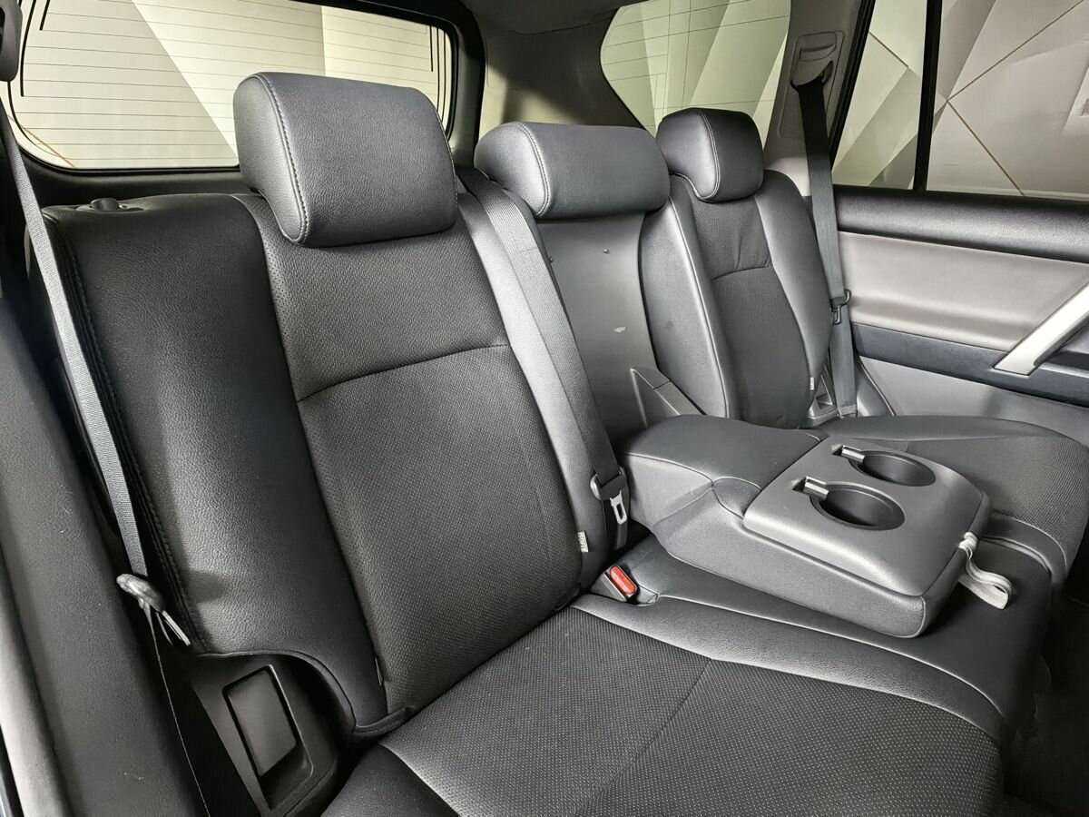 Toyota Land Cruiser Prado, 2012 Фото №13