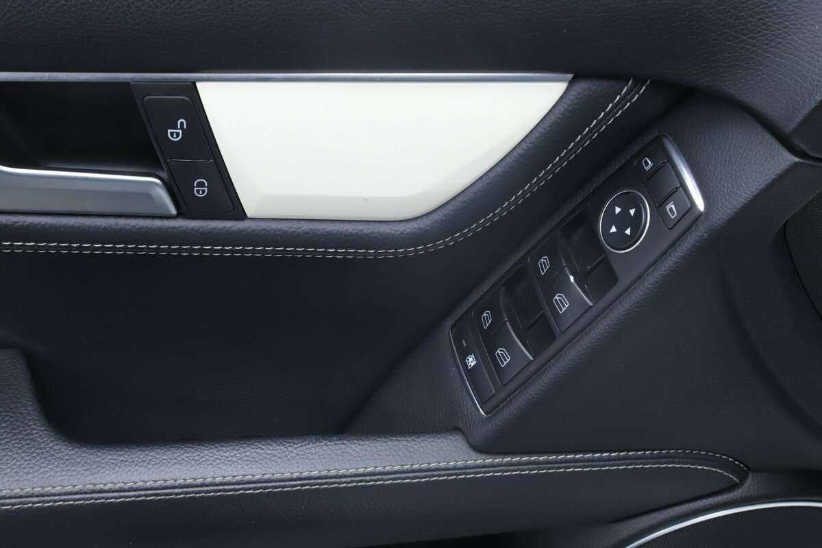 Mercedes-Benz C-Класс 180, 2014 - 121 500 км. | Фото №8