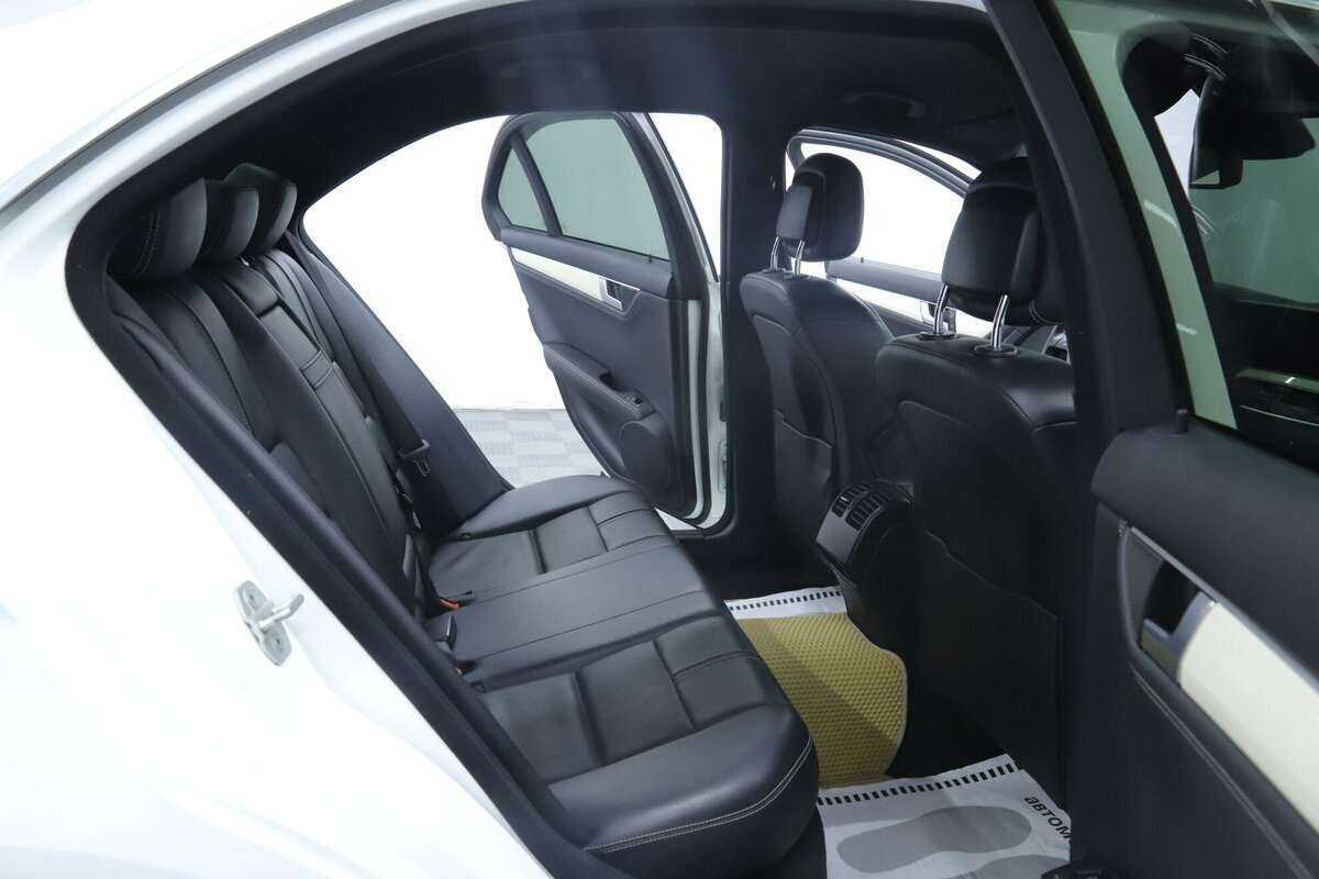 Mercedes-Benz C-Класс 180, 2014 Фото №15