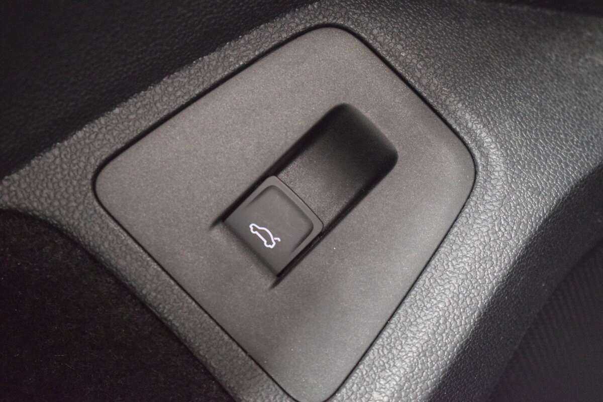 Volkswagen Tiguan, 2018 Фото №10