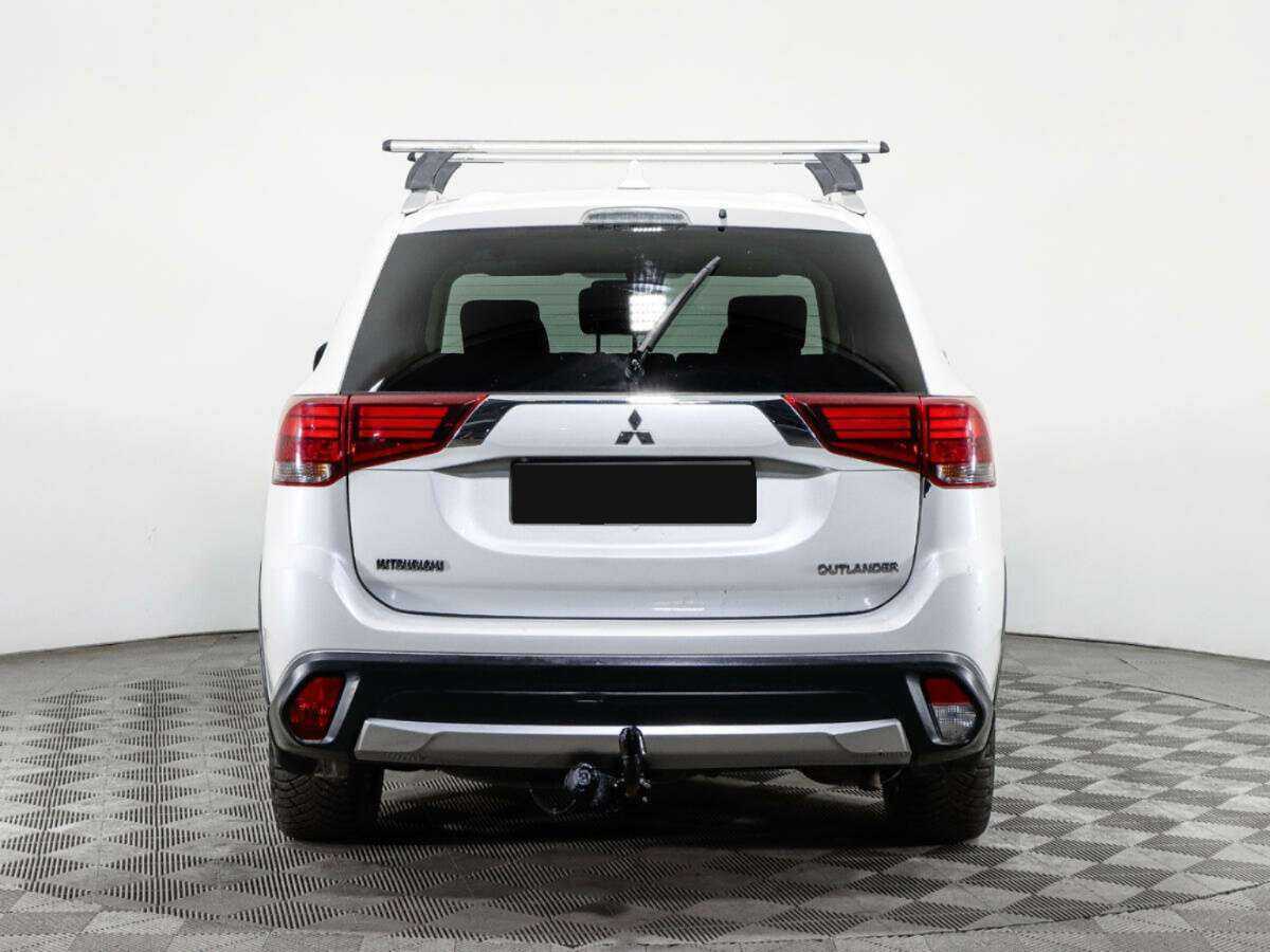 Mitsubishi Outlander, 2018 - 148 000 км. | Фото №6