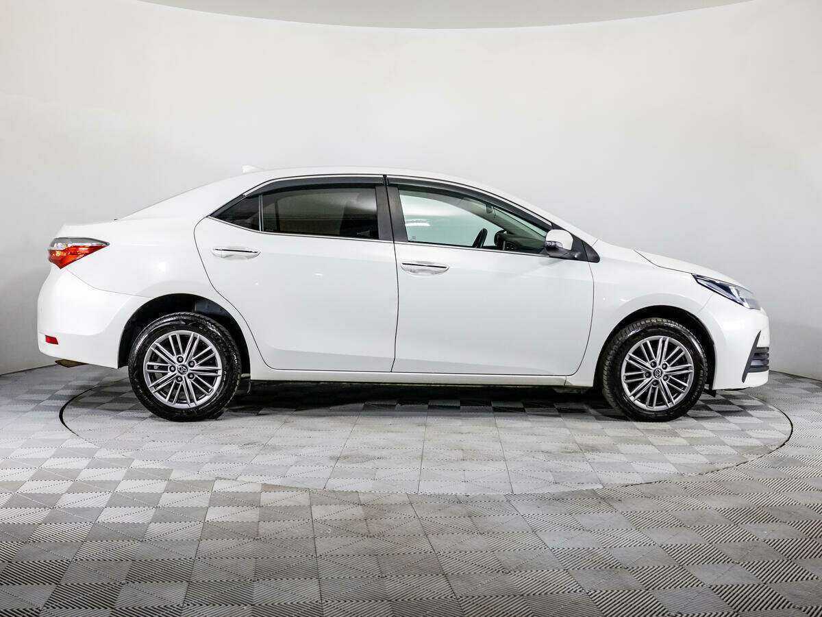 Toyota Corolla, 2018 - 73 300 км. | Фото №4