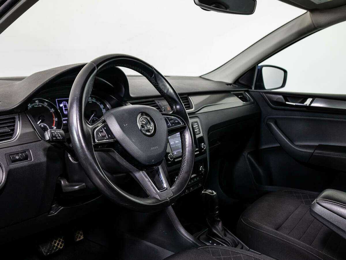 Skoda Rapid, 2017 Фото №11