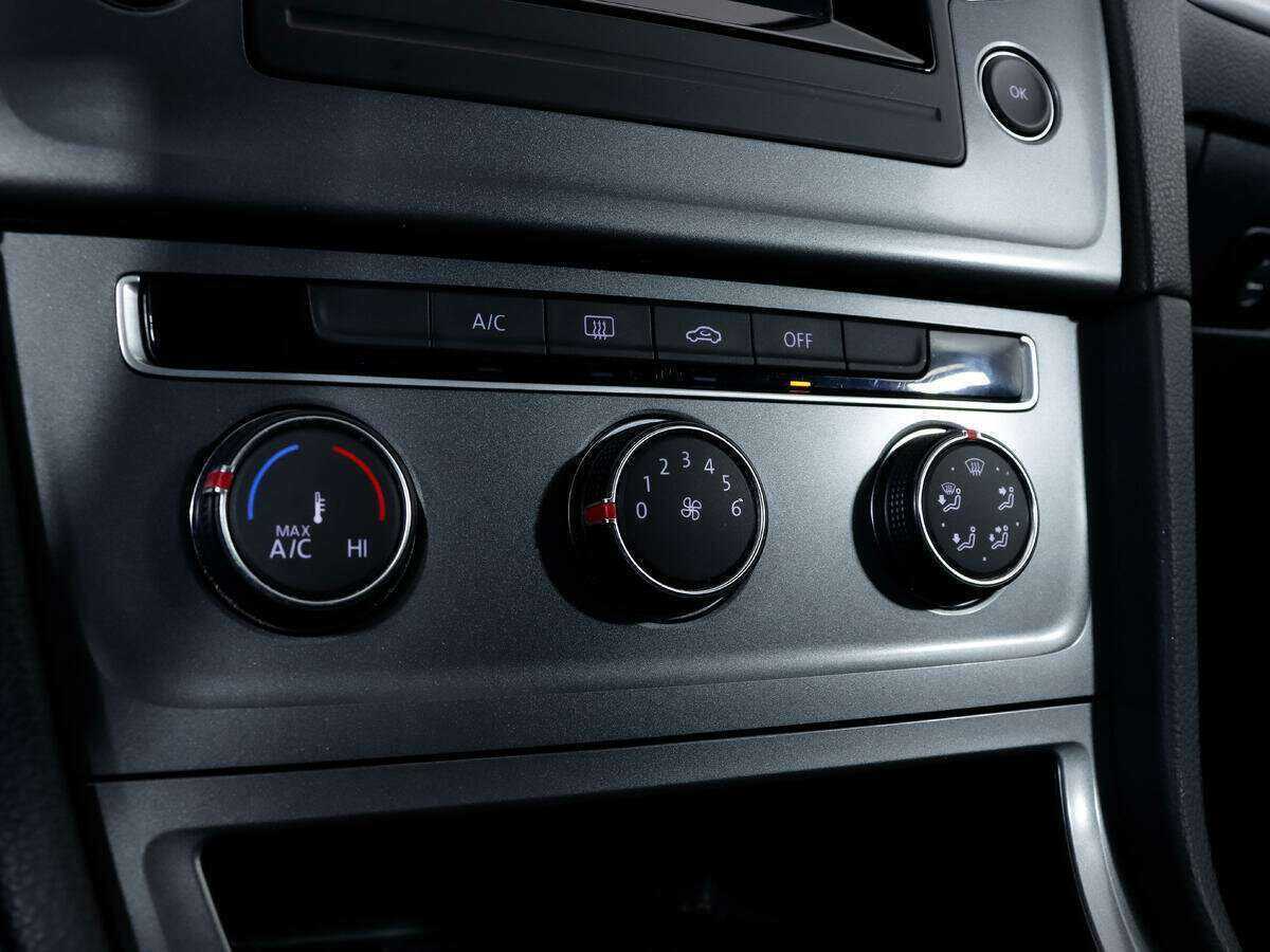 Volkswagen Golf, 2013 Фото №13