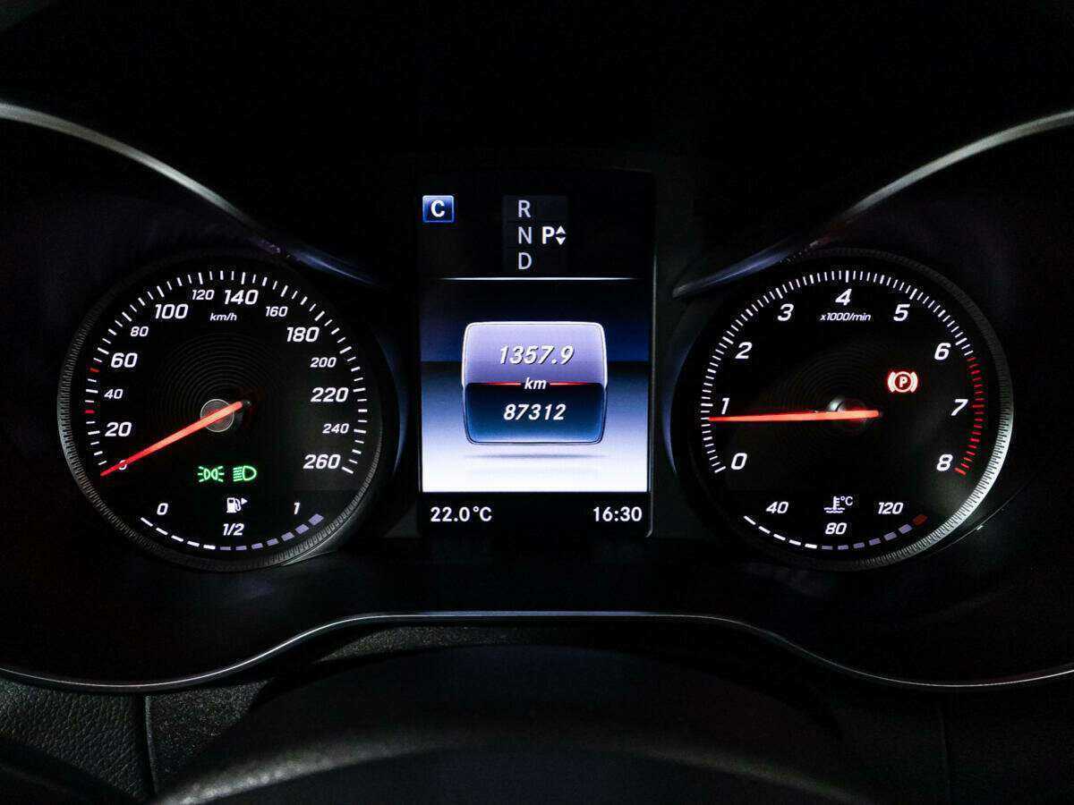 Mercedes-Benz C-Класс 200, 2018 Фото №12