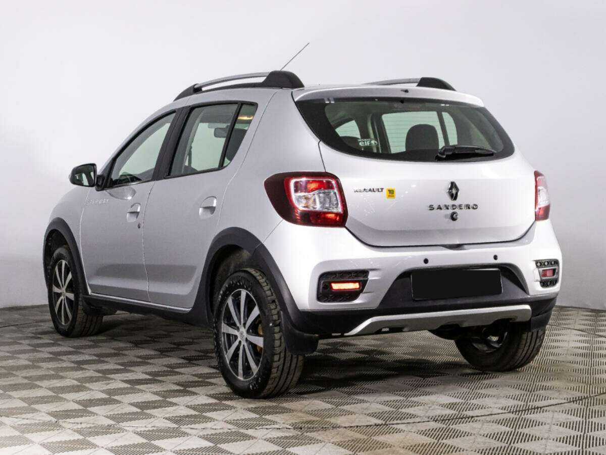 Renault Sandero Stepway, 2015 - 81 937 км. | Фото №7