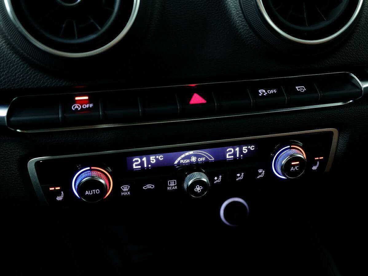 Audi A3, 2018 Фото №18