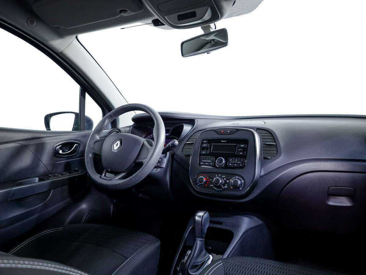 Renault Kaptur, 2018 - 30 602 км. | Фото №8