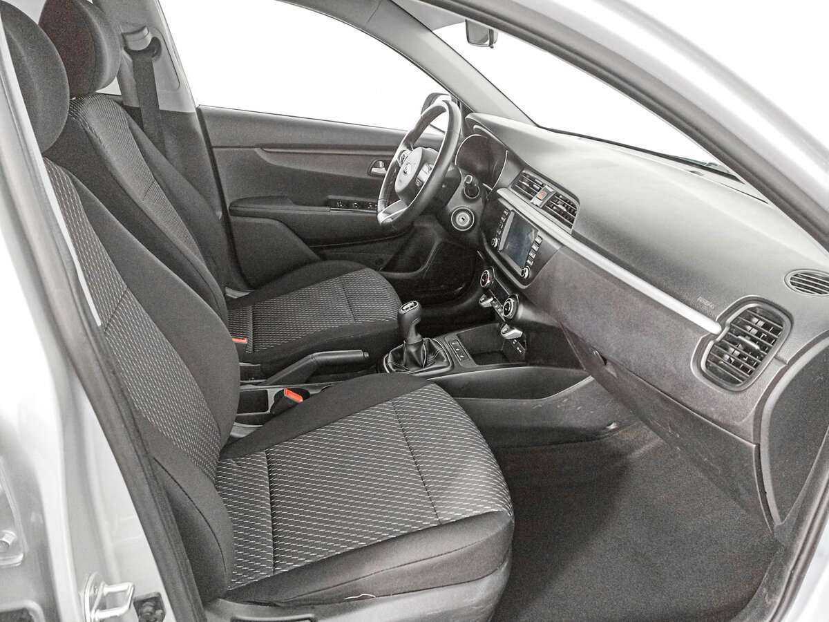 Kia Rio, 2018 Фото №9