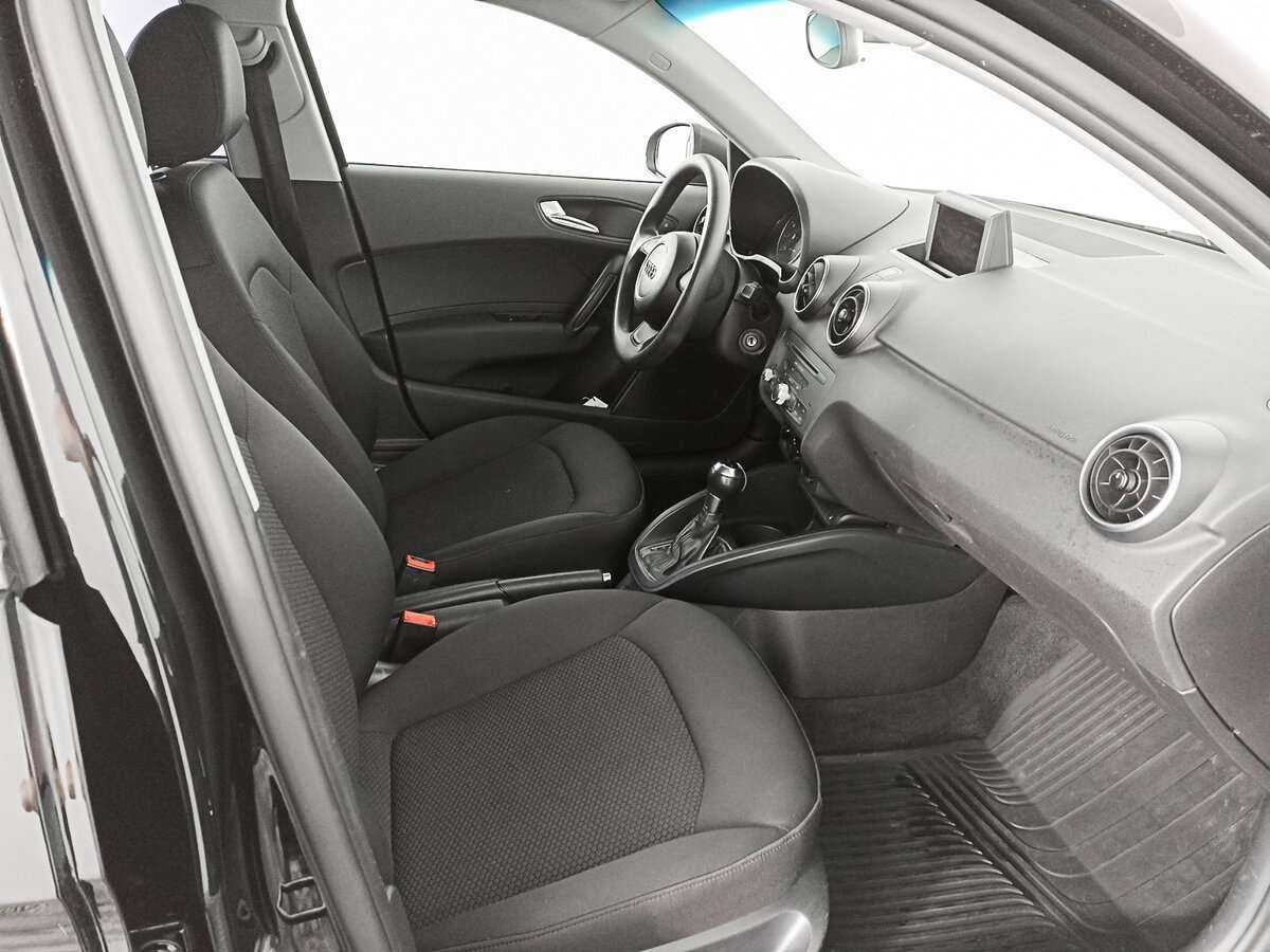 Audi A1 Sportback, 2012 Фото №9