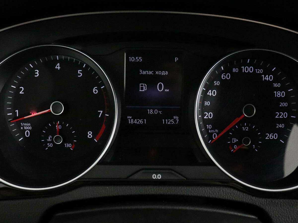 Volkswagen Passat, 2017 Фото №10