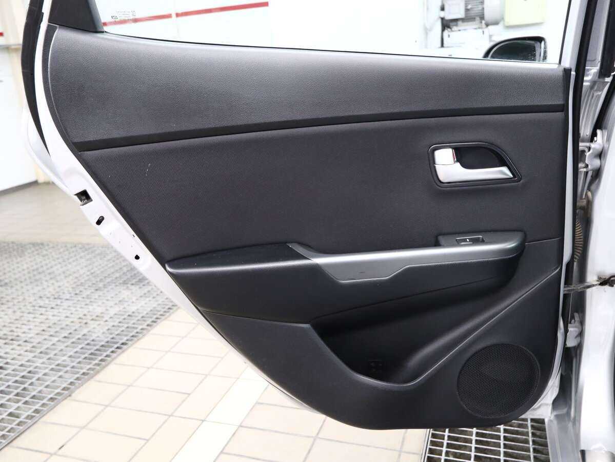 Kia Rio, 2015 Фото №9