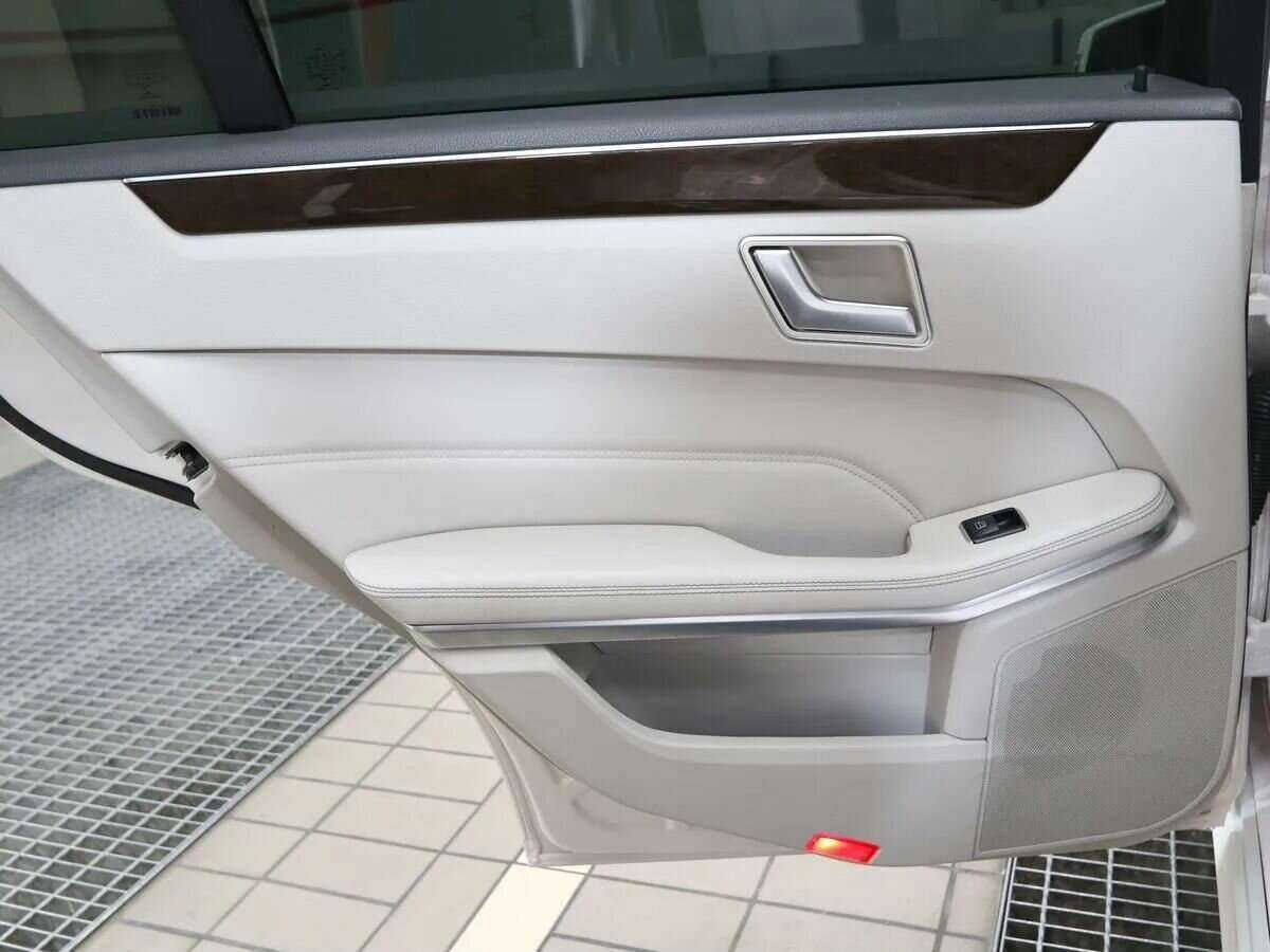 Mercedes-Benz E-Класс 200, 2014 Фото №13