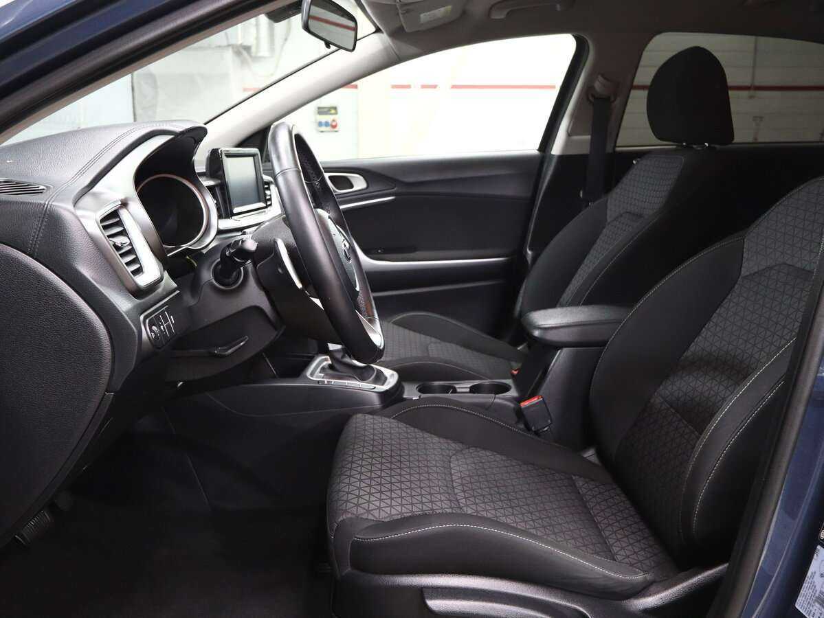 Kia Ceed, 2018 Фото №9