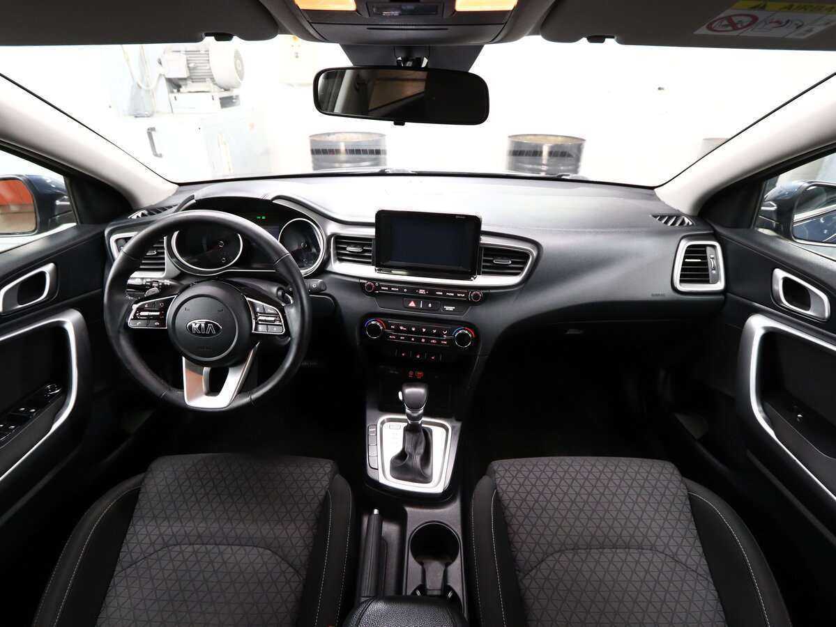 Kia Ceed, 2018 Фото №16
