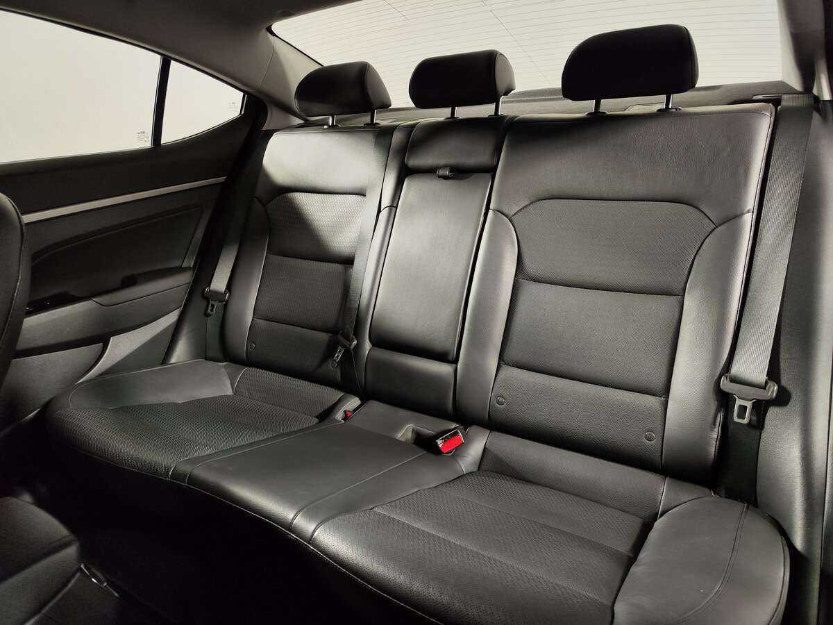 Hyundai Elantra, 2016 - 118 000 км. | Фото №8