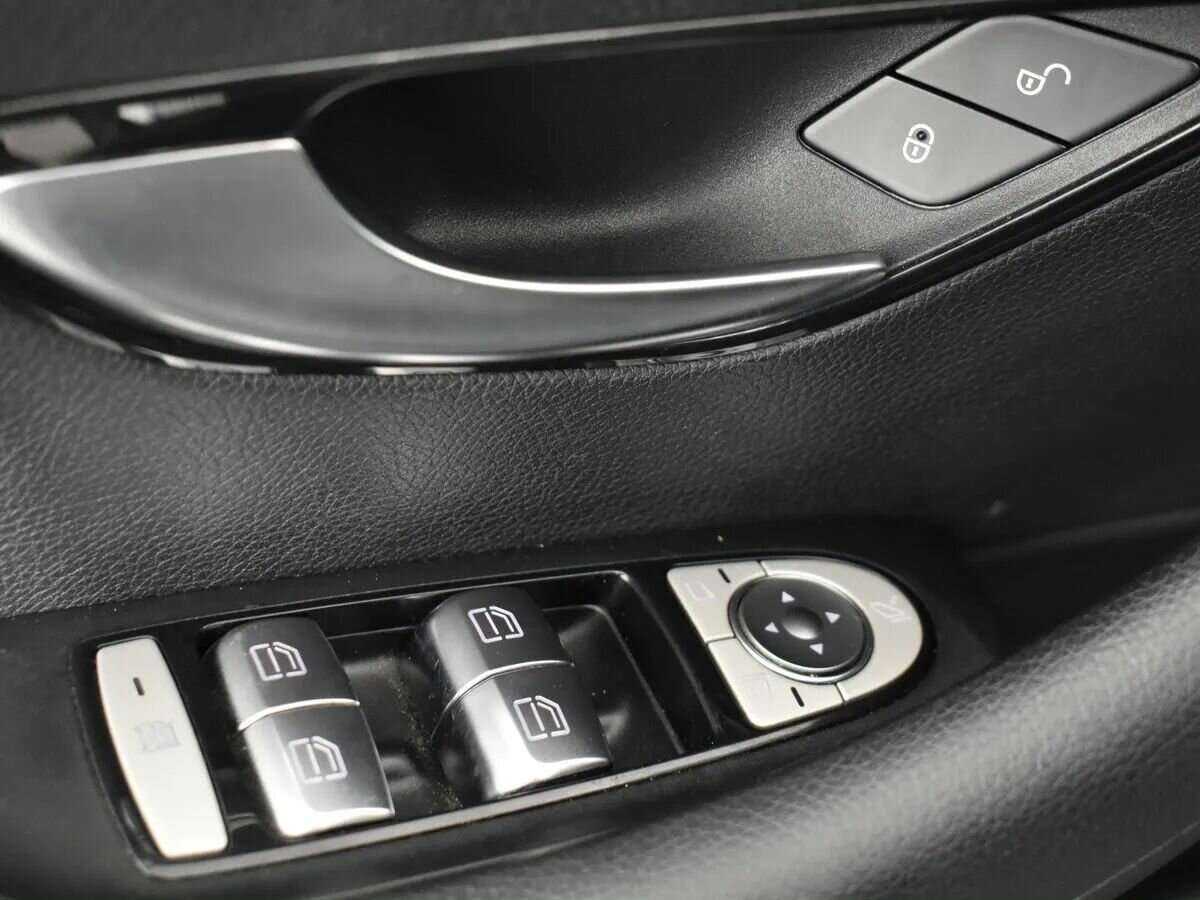 Mercedes-Benz E-Класс 200, 2018 Фото №18