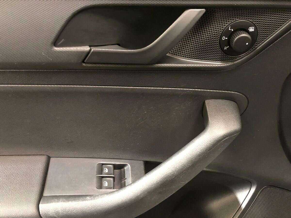 Skoda Rapid, 2015 Фото №18