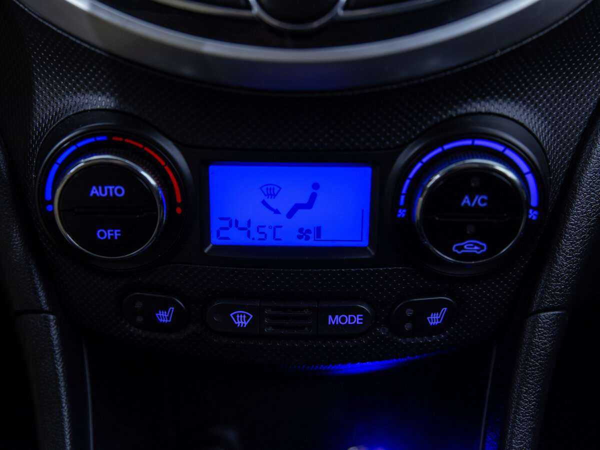 Hyundai Solaris, 2012 Фото №17