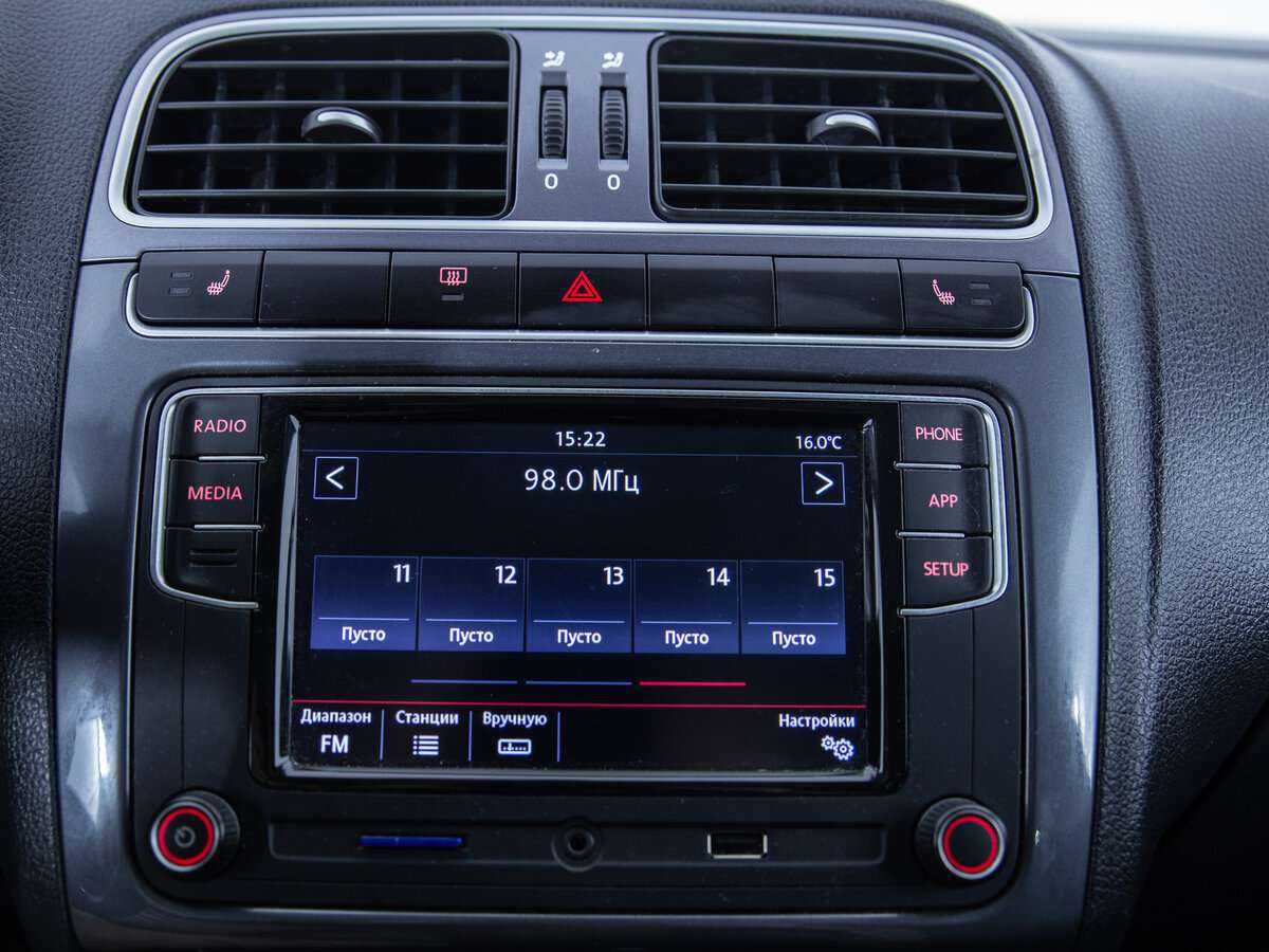 Volkswagen Polo, 2019 Фото №17