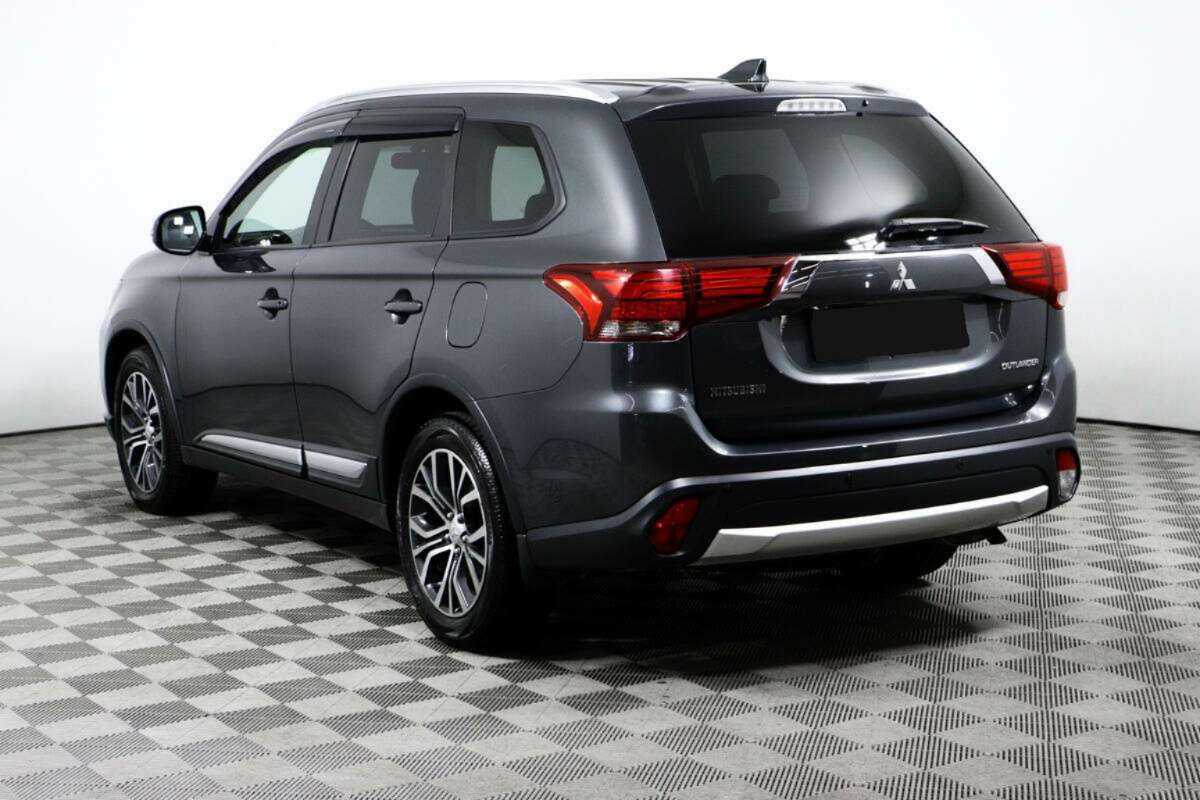 Mitsubishi Outlander, 2018 - 76 910 км. | Фото №7