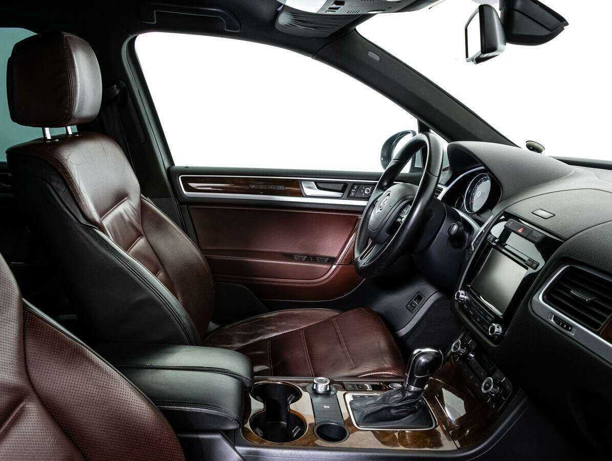 Volkswagen Touareg, 2012 Фото №12