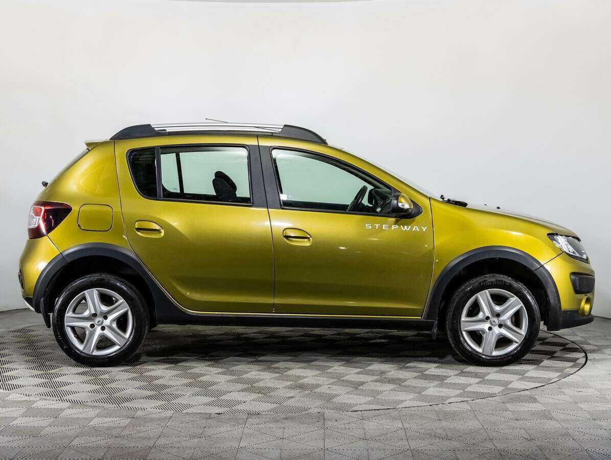 Renault Sandero Stepway, 2017 - 55 285 км. | Фото №4