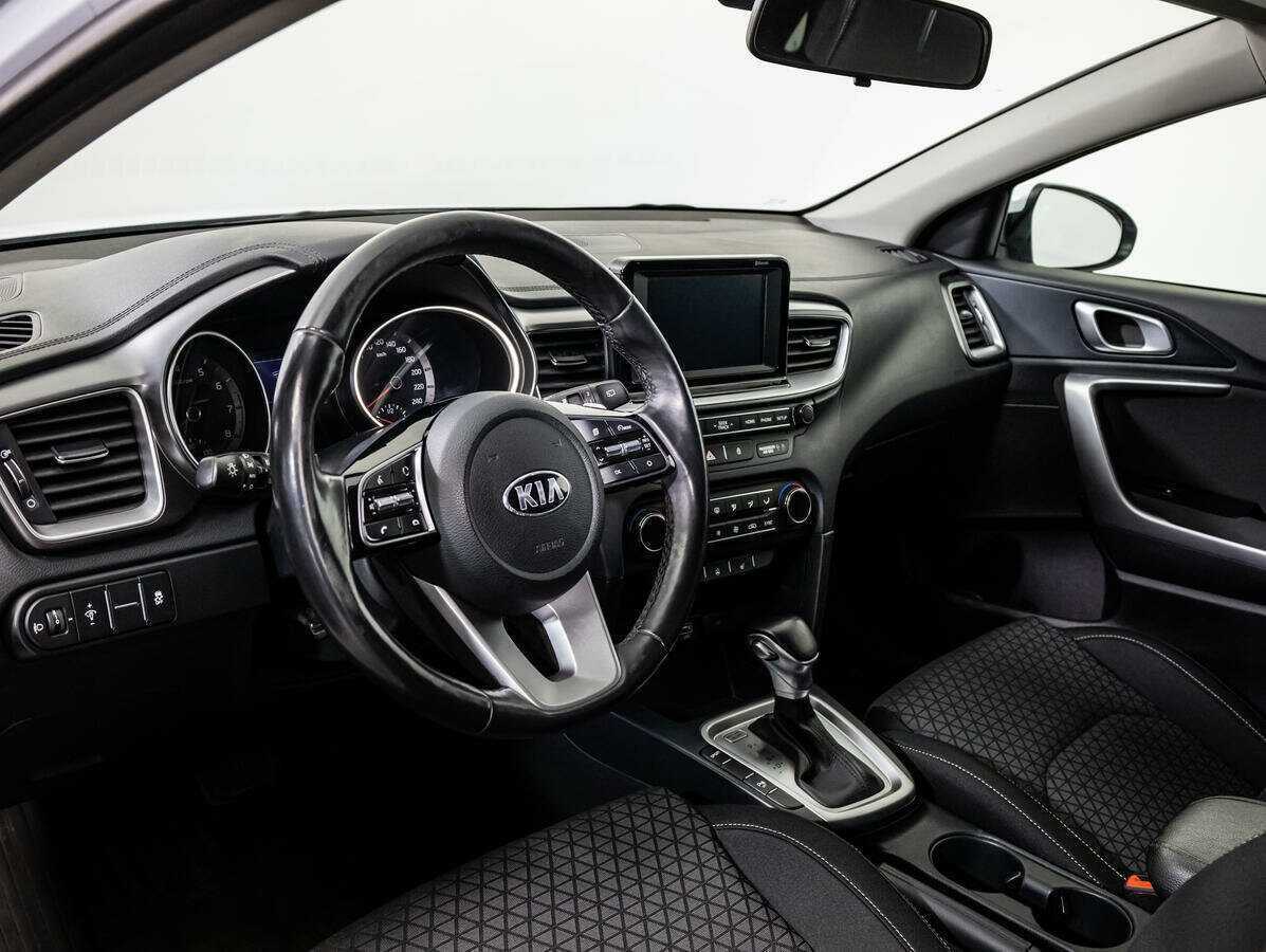 Kia Ceed, 2019 Фото №11