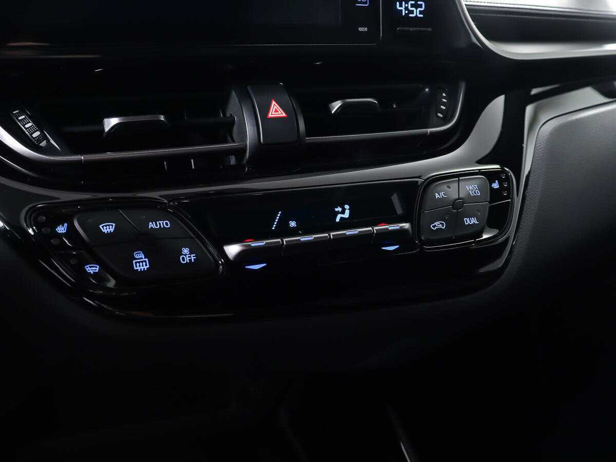 Toyota C-HR, 2019 Фото №13