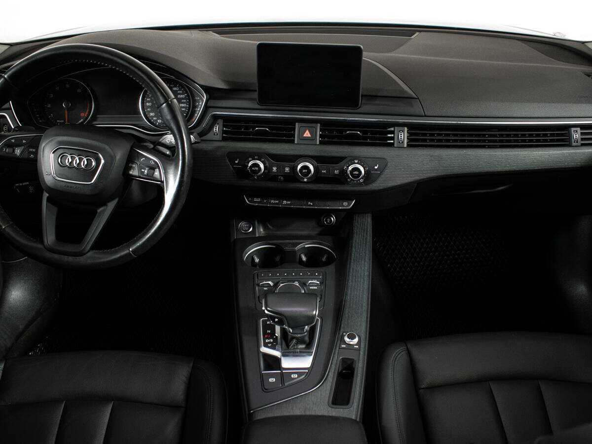 Audi A4, 2017 Фото №12