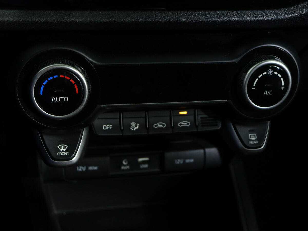 Kia Rio X-Line, 2020 Фото №21