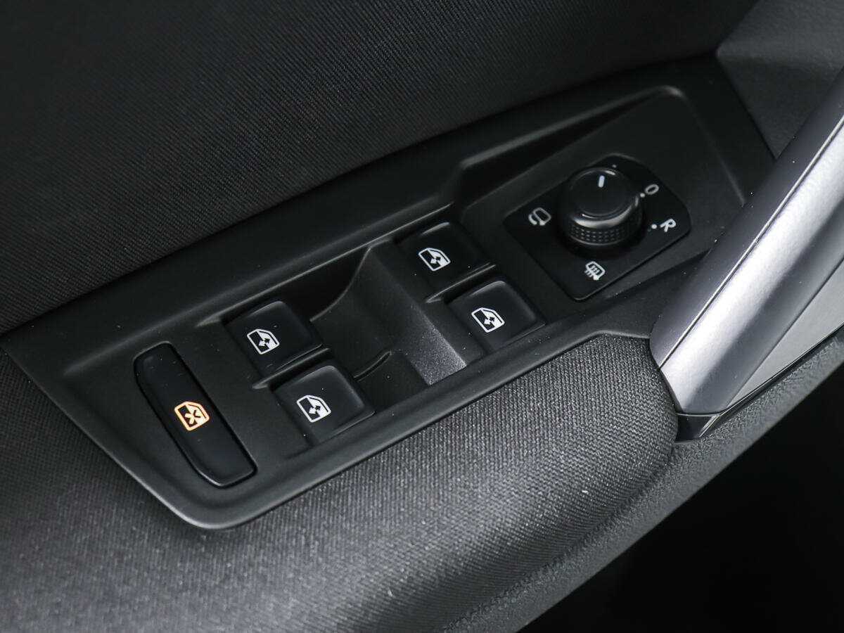 Volkswagen Tiguan, 2017 Фото №16