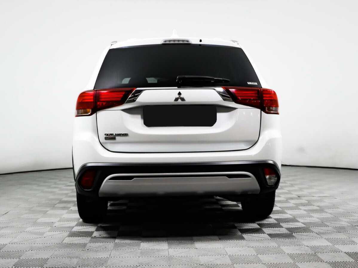 Mitsubishi Outlander, 2020 - 64 016 км. | Фото №5