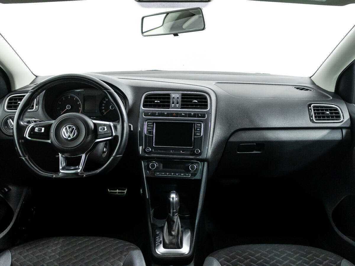 Volkswagen Polo, 2018 Фото №13
