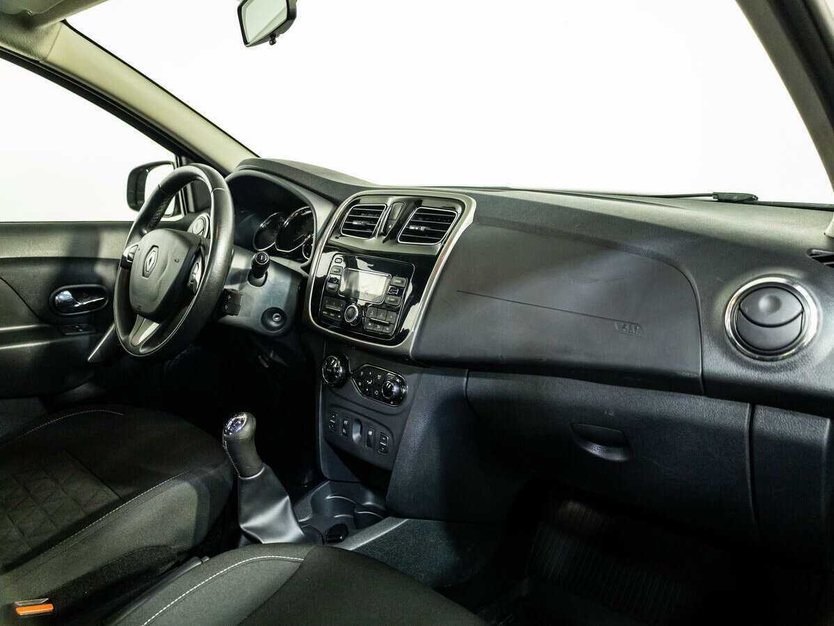 Renault Sandero Stepway, 2017 - 99 421 км. | Фото №8