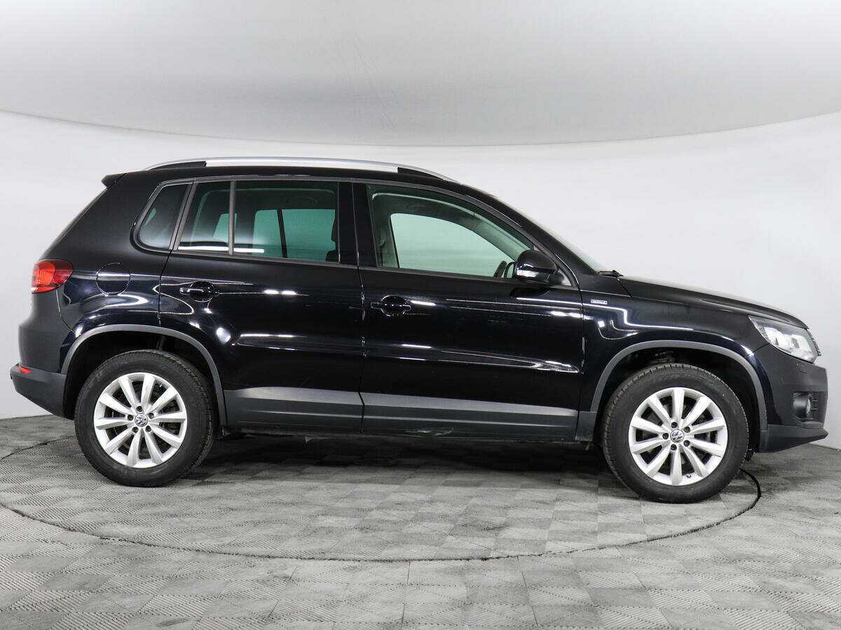 Volkswagen Tiguan AMT, 2016 - 102 010 км. | Фото №4