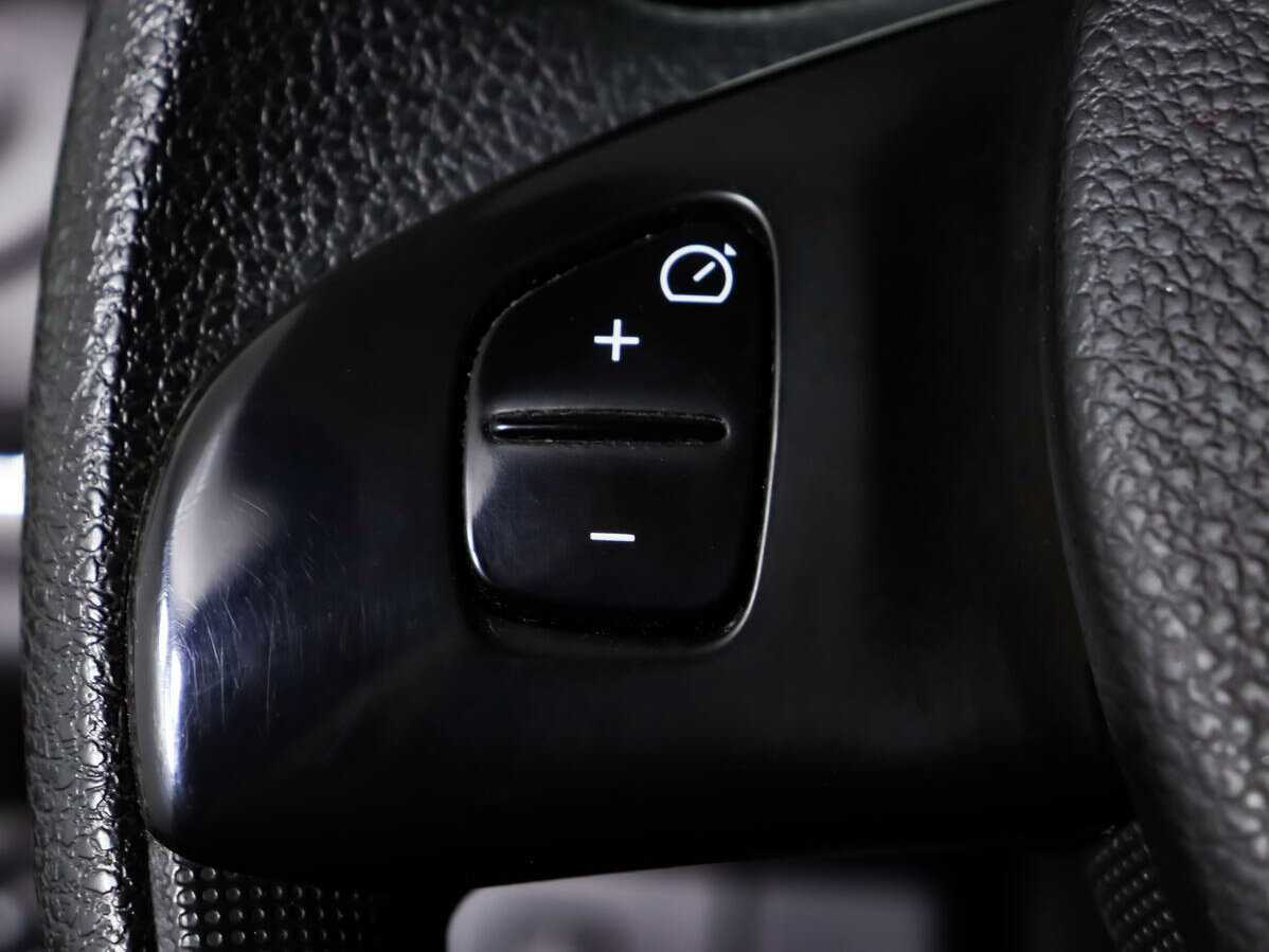 Renault Logan, 2018 Фото №15